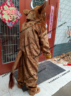 人穿人体服装牛社火人偶人体服装牛十二生肖牛舞台服装表演道具