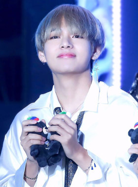 防弹少年团金泰亨石珠多面手链