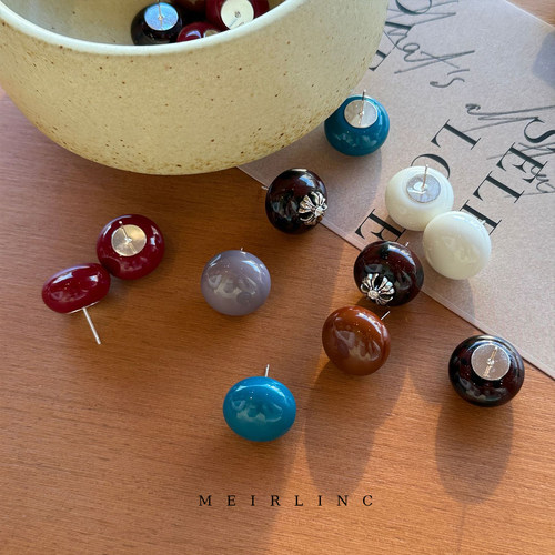 MEIRLINC 糖果M逗 多彩色小众独特高级感法式复古设计新款情侣ins - 图1