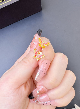 越南沙金夏季轻奢蝴蝶女耳钉铜合金久不掉色金店同款饰品