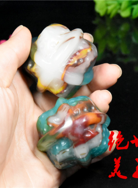 新疆和田玉核桃手把件彩玉