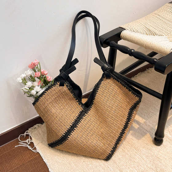 Spring resort style woven large capacity handbag