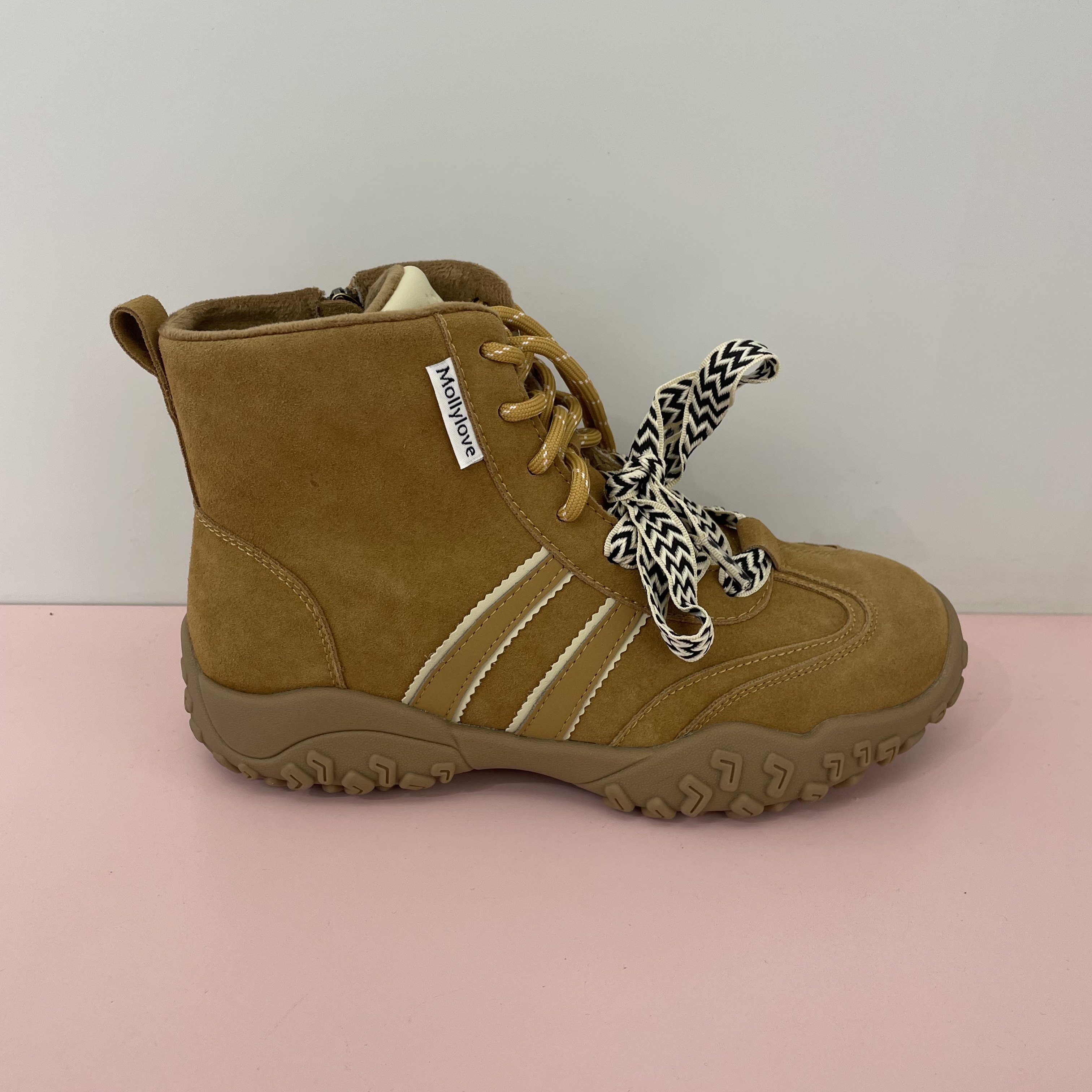 莫丽爱女鞋2025冬季高帮休闲单鞋户外时尚德训鞋女士英伦风短靴,淘宝优惠券,粉丝福利购,淘宝优惠卷