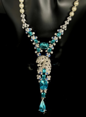 奢华微镶满钻豹子吊坠珍珠项链重工精致可拆卸动物胸针