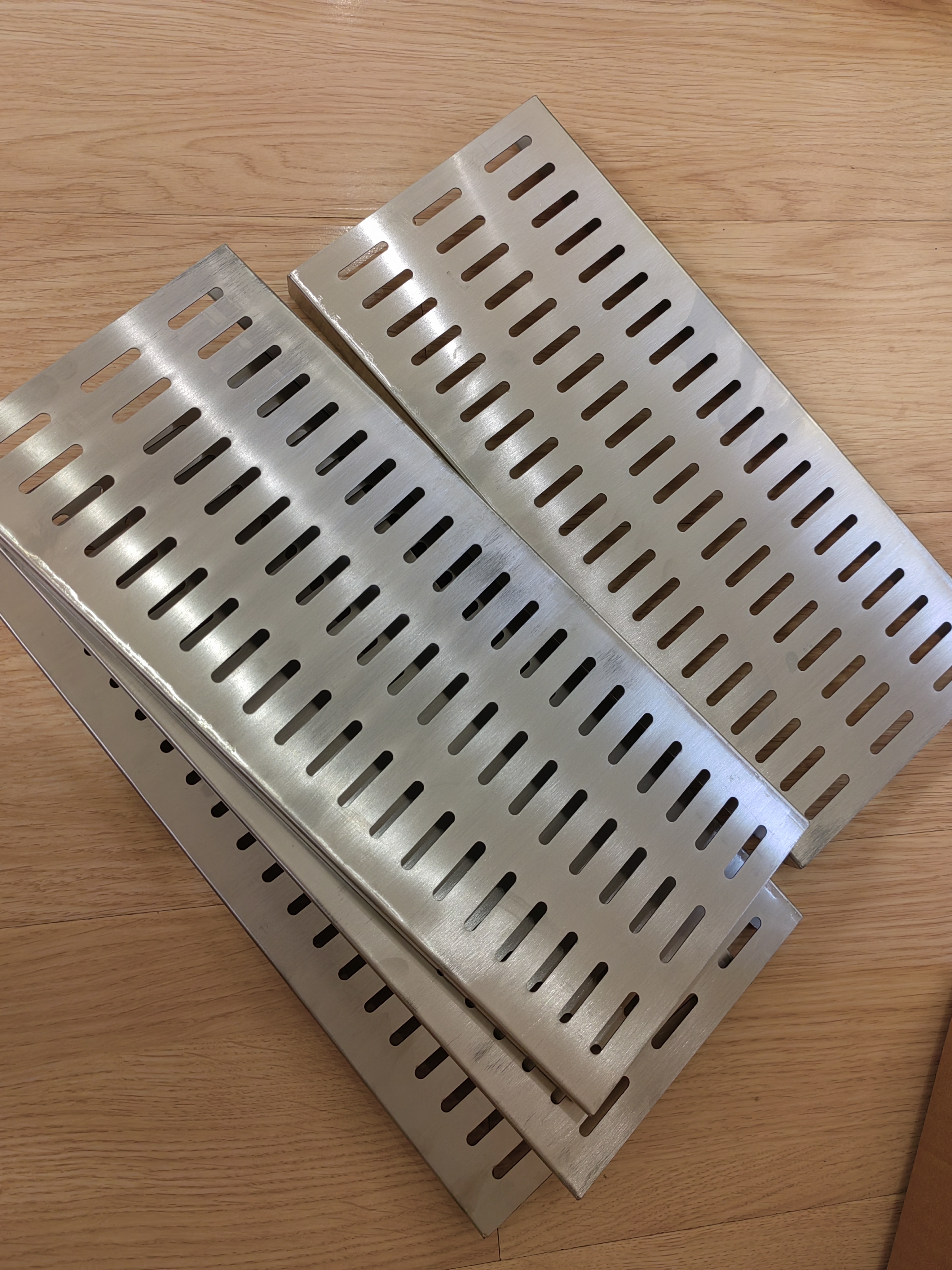 不锈钢托盘沥水盘沥水篮冲孔板隔渣篮定制水池沥水板 - 图1