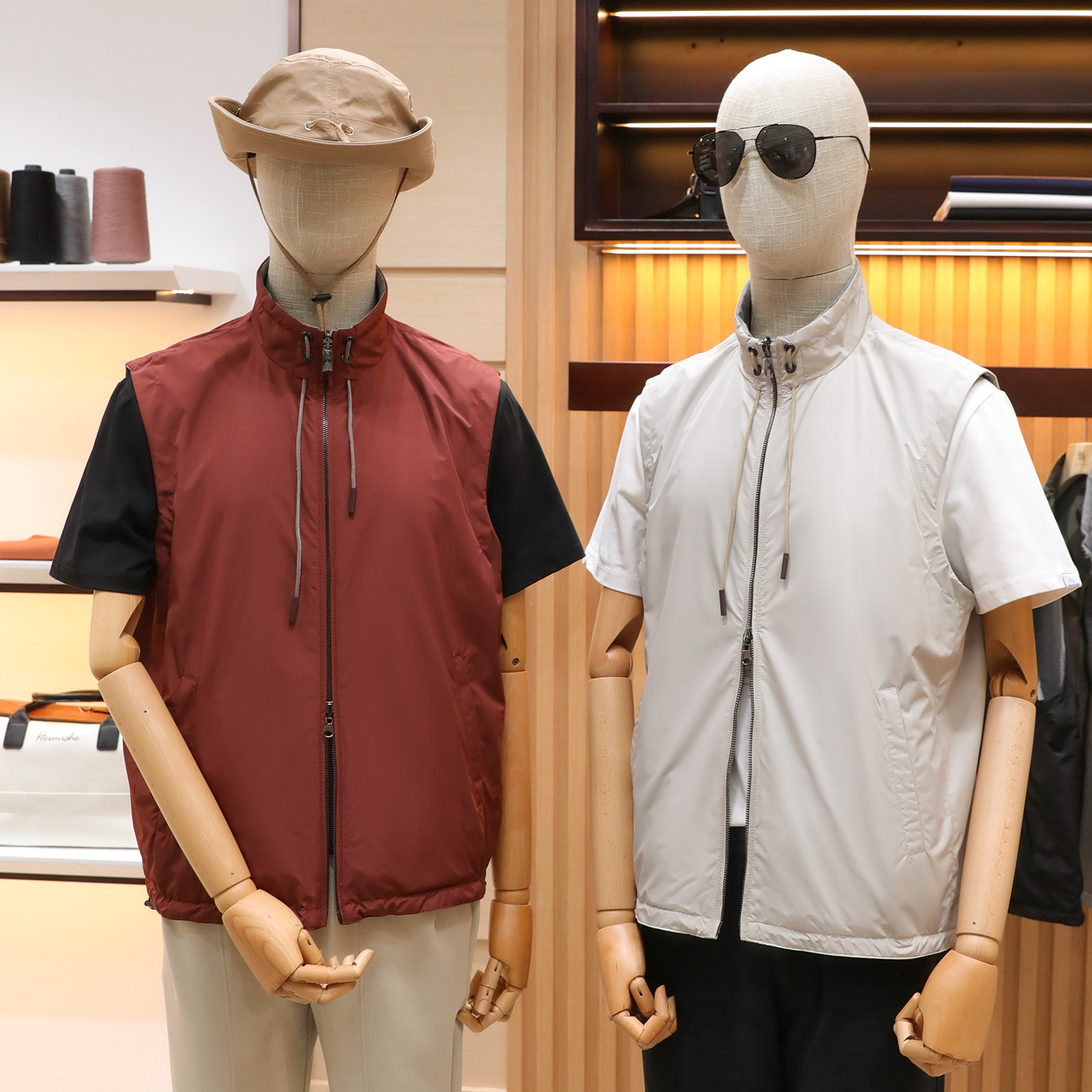 意式奢华2025早秋新款男高端三防休闲两面穿背心马甲坎肩外套1320,淘宝优惠券,粉丝福利购,淘宝优惠卷