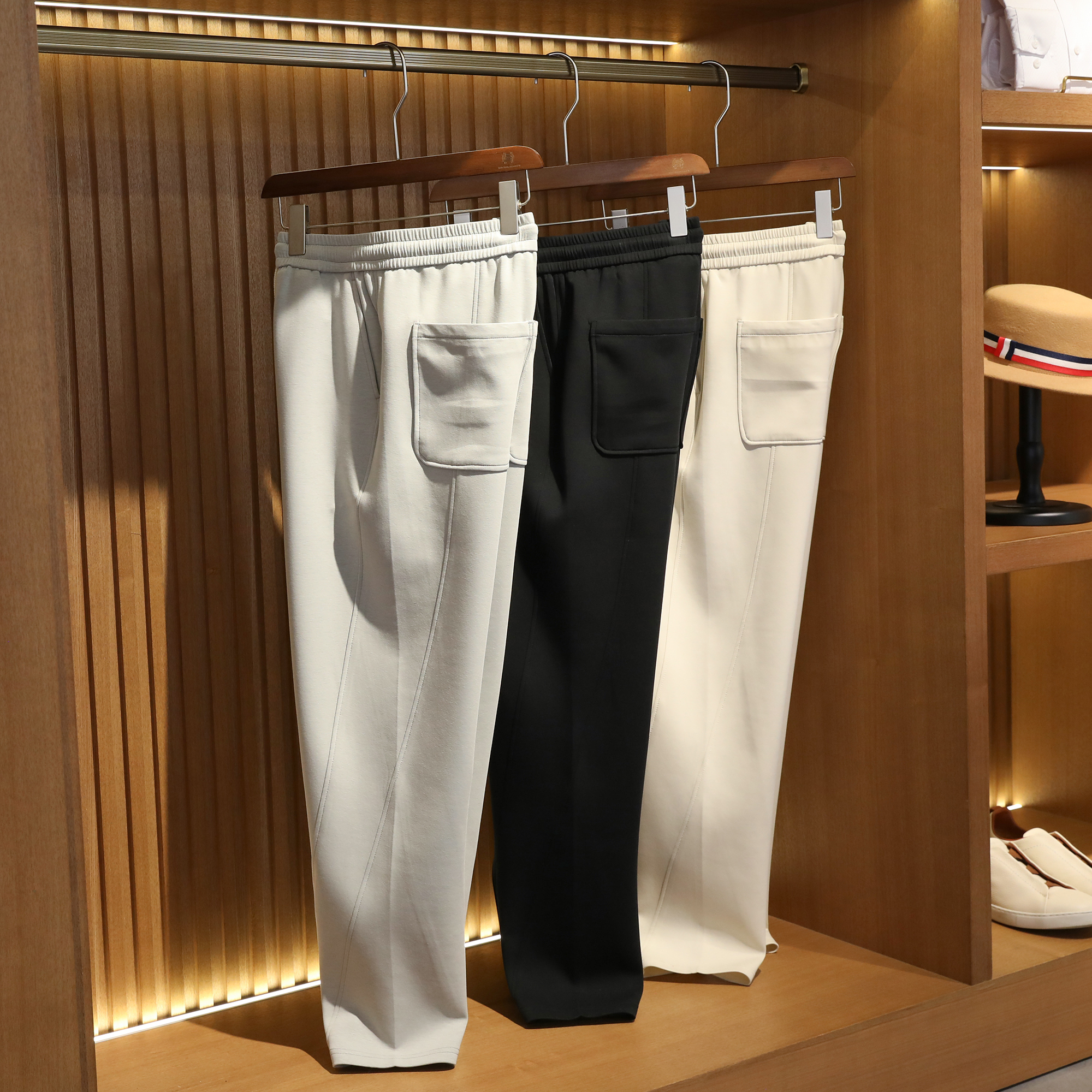 2025春季新款男士城市通勤户外休闲运动空气层棉弹力针织卫裤9809 - 图2