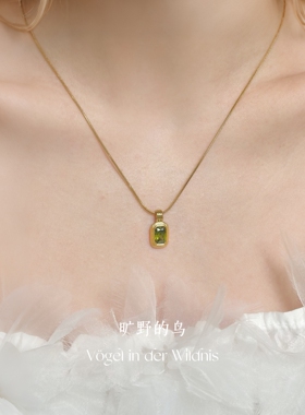 橄榄绿锆石锁骨链钛钢项链