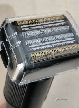 电动剃须刀往复式六刀头