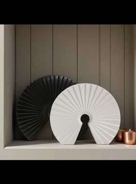 白色扇形陶瓷摆件软装饰品酒店