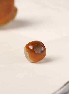 8mm红沁老型珠特色天然新疆和田玉籽料单珠顶珠配珠手串手持配珠