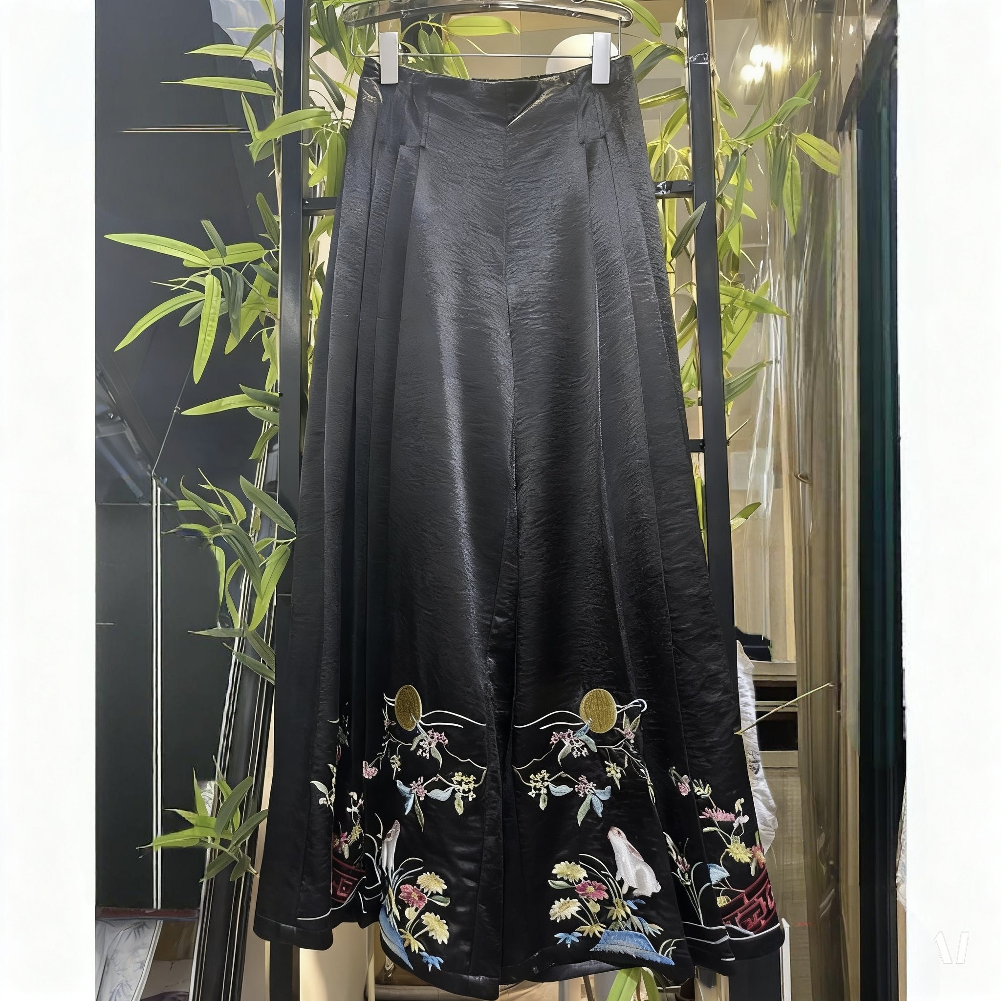 新中式清汉玉兔望月刺绣醋酸阔腿裤秋冬新款复古国风百搭裙裤长裤,淘宝优惠券,粉丝福利购,淘宝优惠卷