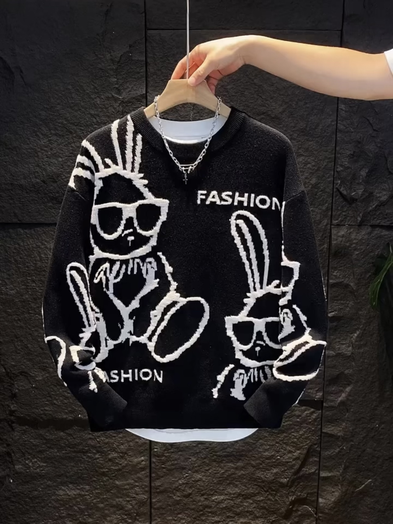 潮牌卡通印花兔子毛衣男情侣潮流套头上衣休闲百搭毛衫圆领针织衫,淘宝优惠券,粉丝福利购,淘宝优惠卷