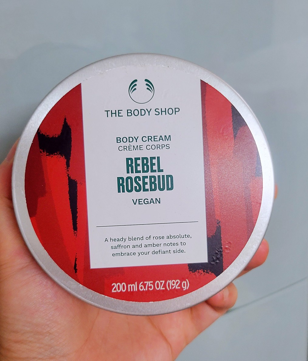 The Body Shop/美体小铺  樱花玫瑰茉莉身体霜/身体乳/滋养霜