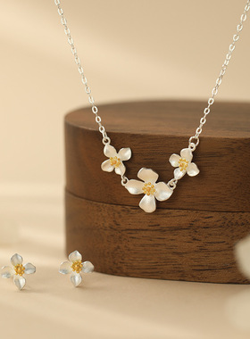 S999足银栀子花锁骨项链女
