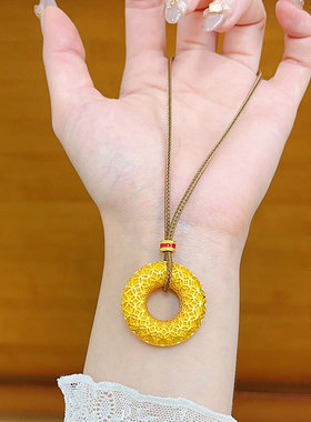 2025新款款沙金镂空花丝古钱纹平安扣吊坠项链古法圆形吊坠