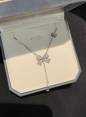 流苏蝴蝶结项链女钛钢锁骨链