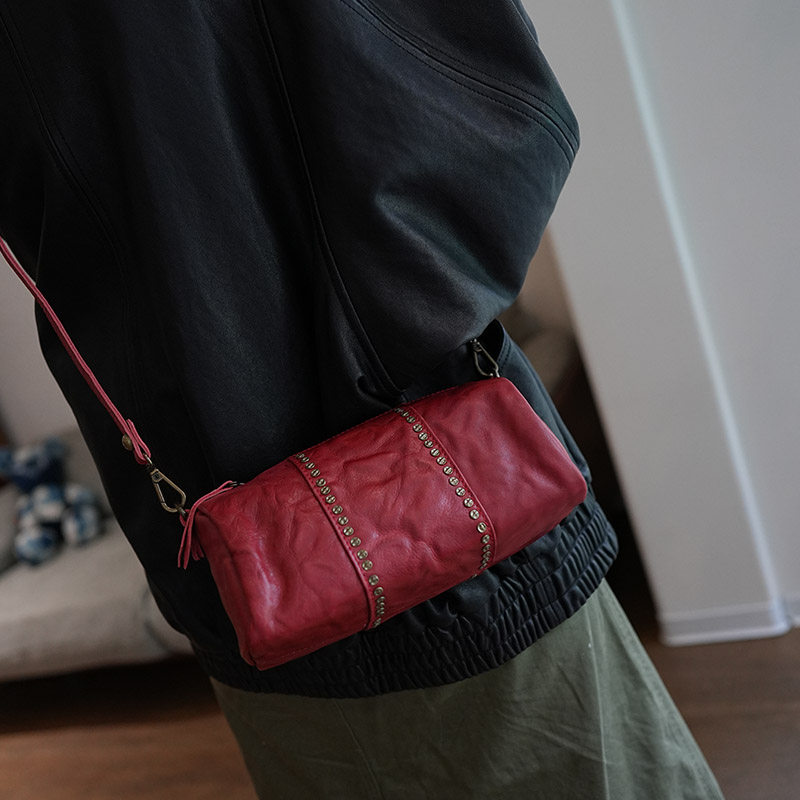 鹿小姐手工制水洗植鞣牛皮复古洋气铆钉枕头包真皮百搭单肩斜挎包,淘宝优惠券,粉丝福利购,淘宝优惠卷