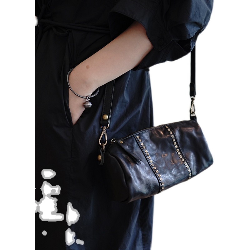 鹿小姐手工制水洗植鞣牛皮复古洋气铆钉枕头包真皮百搭单肩斜挎包,淘宝优惠券,粉丝福利购,淘宝优惠卷