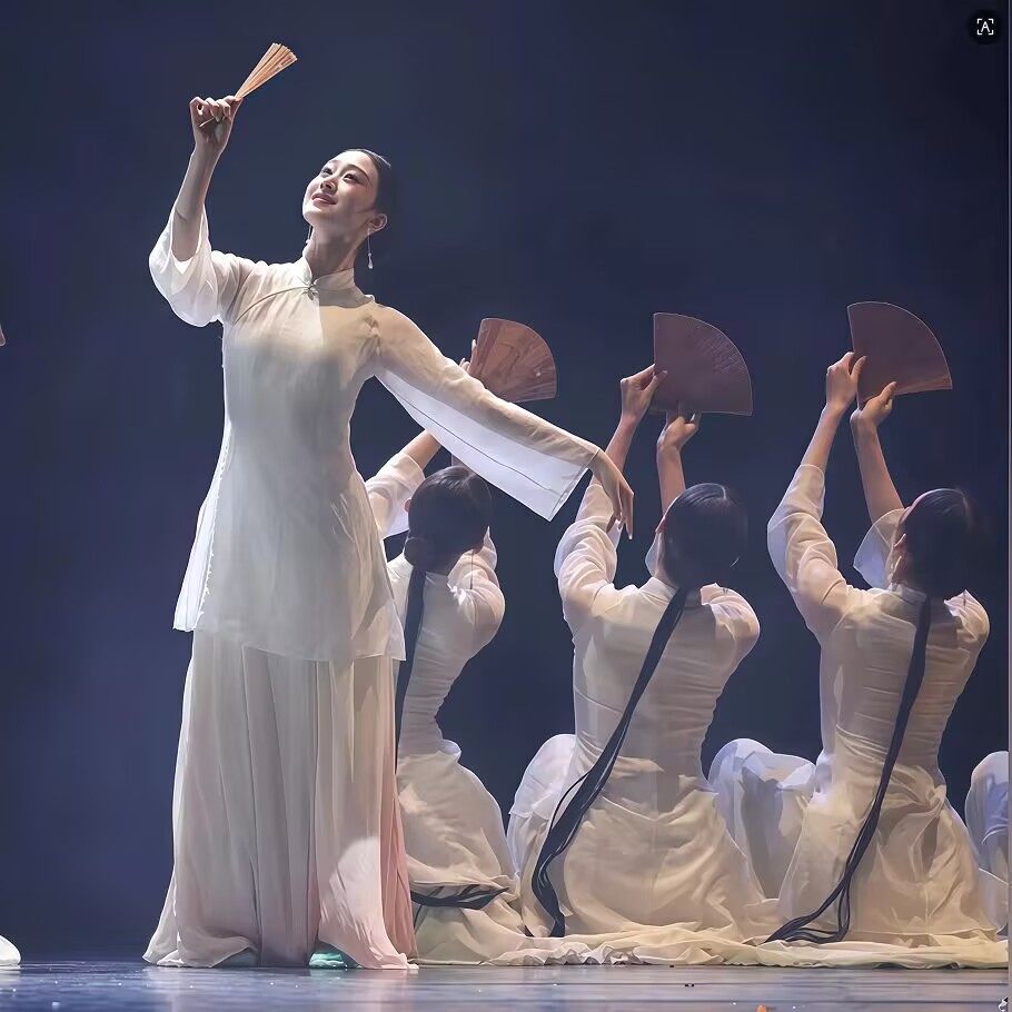 剧目成人女一扇百年古典舞香扇叠春演出服艺考飘逸大裙摆舞蹈服,淘宝优惠券,粉丝福利购,淘宝优惠卷