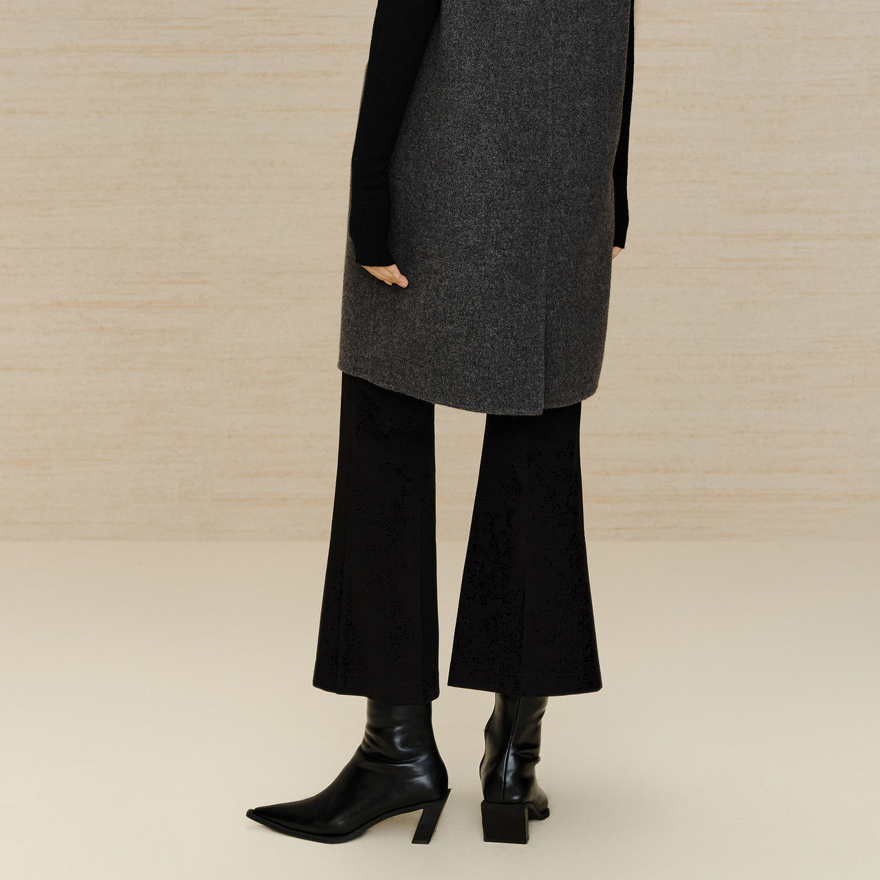 IMM尹默商场同款女装秋冬保暖轻盈系带微喇裤磨毛休闲九分微喇裤