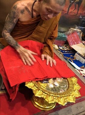泰国寺院寺庙红布祈愿祝福语许心愿墙 手写红布福袋 手机壳定制蜡