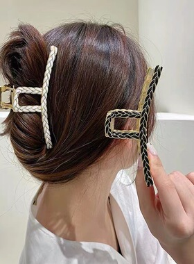 亲爱的仇敌陈妍希陈凯西同款白色编织鲨鱼抓夹女独特绝美盘发头饰