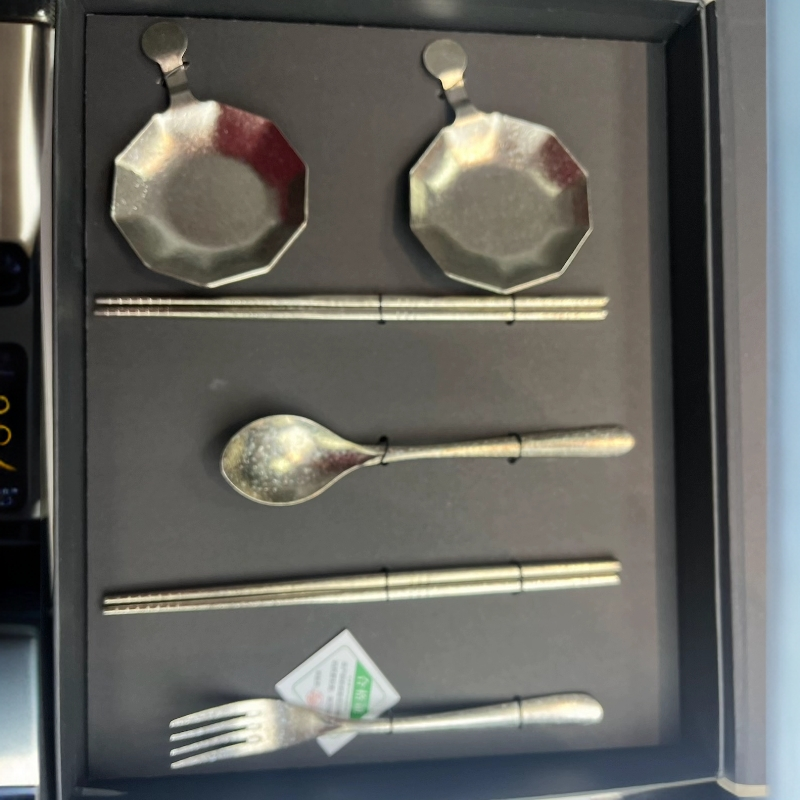 轻奢高端餐具套装筷子勺子叉子套装家用高档餐具日常礼盒送礼,淘宝优惠券,粉丝福利购,淘宝优惠卷