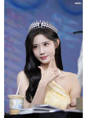 欧洲王室高级感蓝宝石皇冠头饰新娘项链婚纱礼服晚宴生日王冠套装