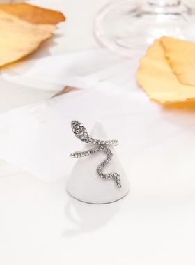 蝴蝶蛇形戒指inlaid zircon snake rings Punk index finger ring