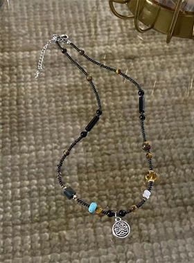 天然石头「小醒狮」手工串珠福牌锁骨链小众国风轻奢项链