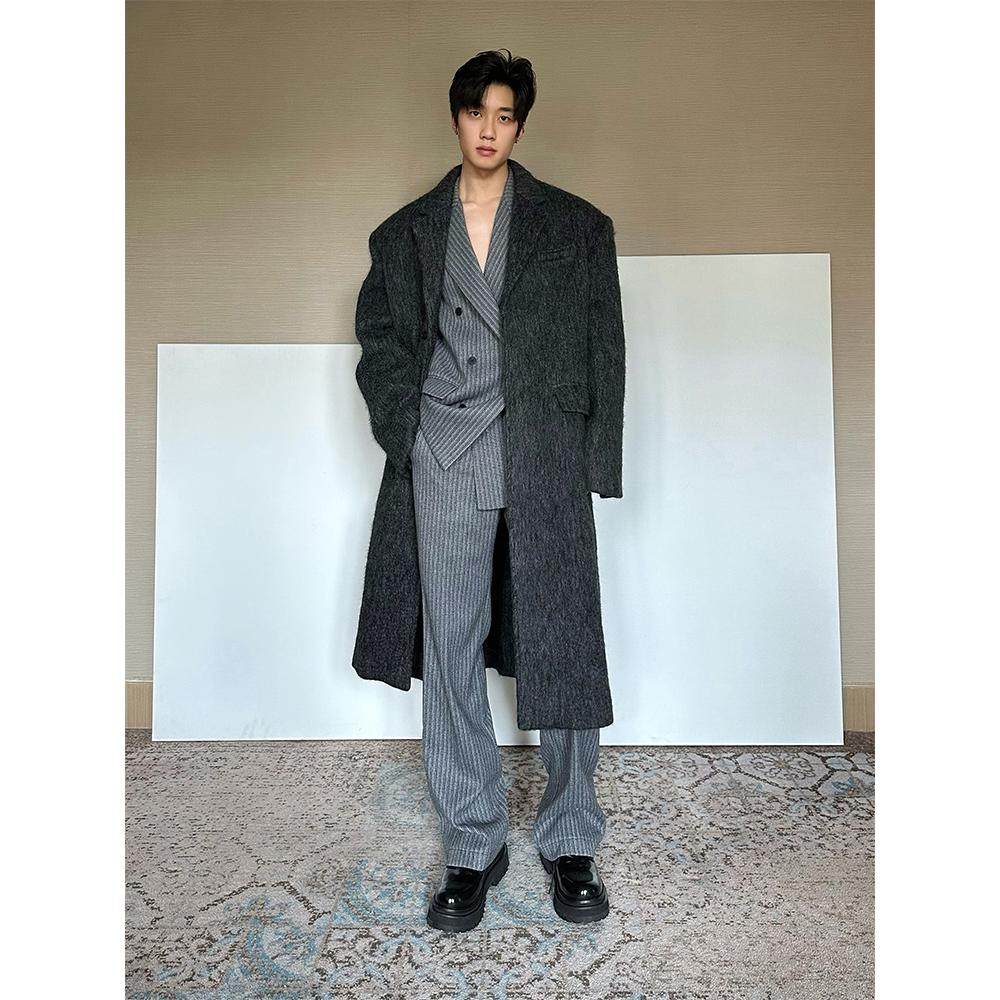 TRENDYWU 常青老钱“松弛”黑灰绒混纺马海毛900克厚垫肩皮草大衣,淘宝优惠券,粉丝福利购,淘宝优惠卷