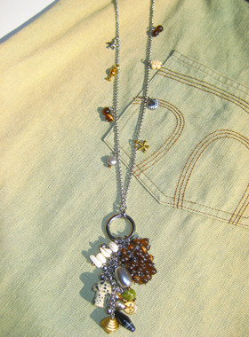 小众设计多层次葡萄坠长款毛衣链