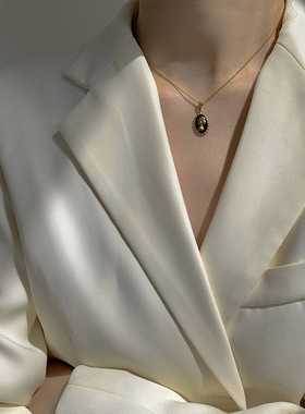 加长伊丽莎白大码小众设计毛衣链