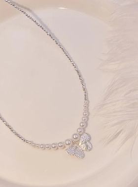 小众气质复古珍珠项链法式爆款蝴蝶碎银蹦迪珠高级感锁骨链颈链女