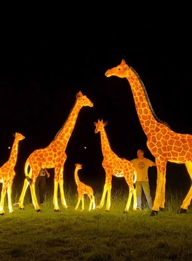 发光长颈鹿玻璃钢雕塑园林大摆件