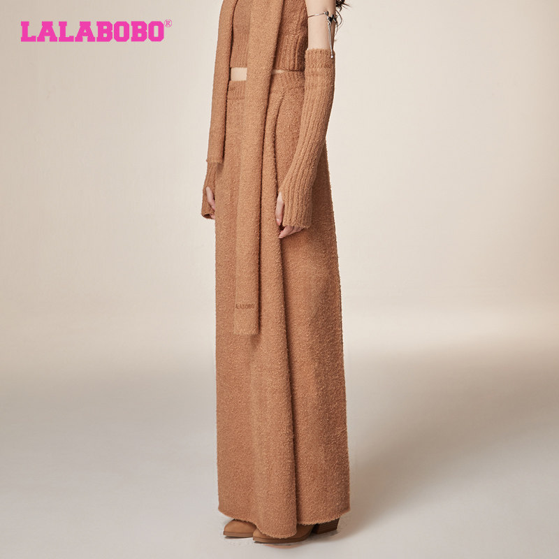 LALABOBO早秋新品潮流百搭毛毛开叉H型毛织长半身裙|LBCD-WXZQ24