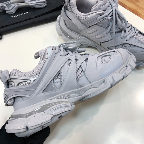 现货BALENCIAGA/巴黎世家男款休闲运动老爹鞋Track1.0做旧 542023 - 图0