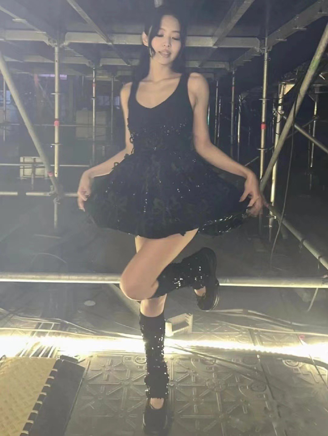 jennie同款小香风满绣亮片袜套袖套 双层羊毛混纺堆堆袜 时髦穿搭,淘宝优惠券,粉丝福利购,淘宝优惠卷