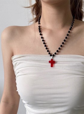 暗黑哥特风红色透明十字架串珠吊坠项链女小众时尚朋克风锁骨链潮