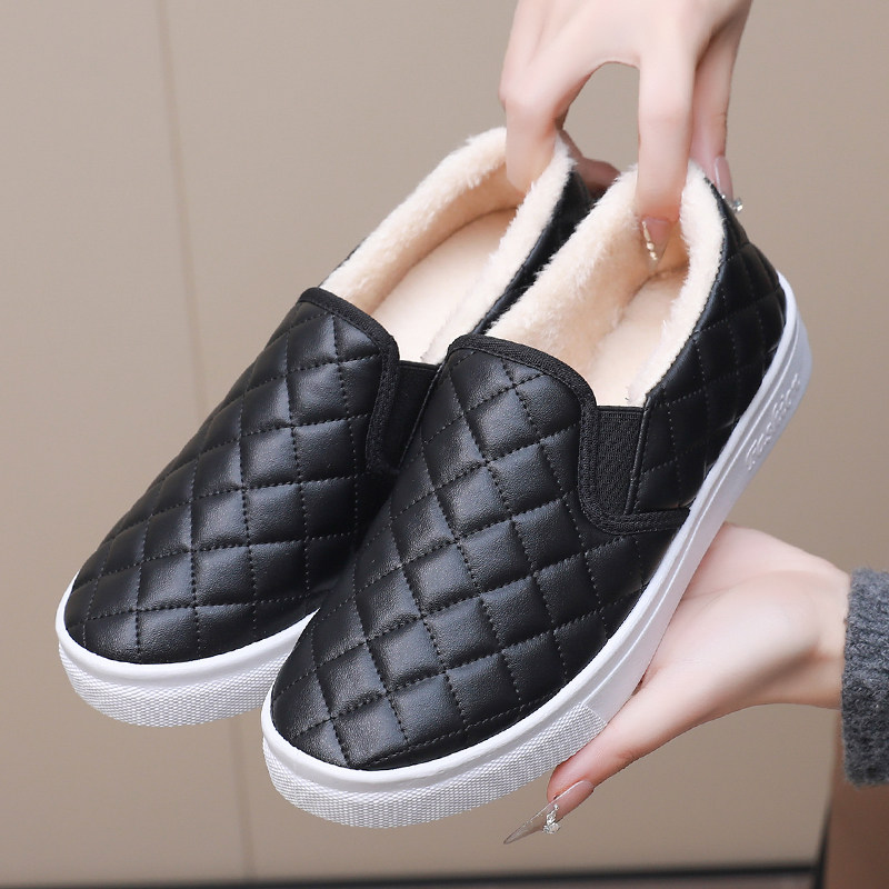 冬季新款加绒加厚保暖棉鞋女平底防滑软底皮面一脚蹬懒人妈妈鞋女,淘宝优惠券,粉丝福利购,淘宝优惠卷