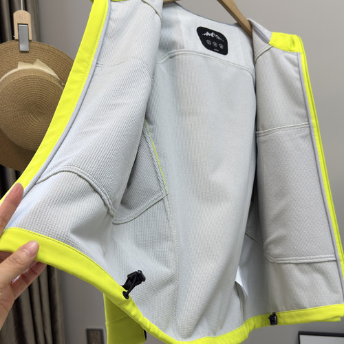 户外软壳冲锋衣！秋冬男女款防风防水抓绒保暖山系机能登山服外套 - 图2