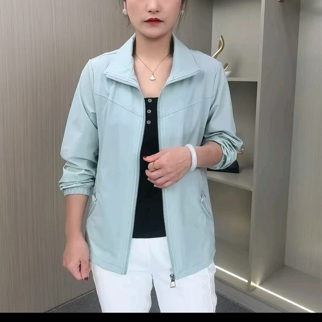 2025春夏新款洋气中年妈妈装外套显瘦透气时尚防晒服女士外套