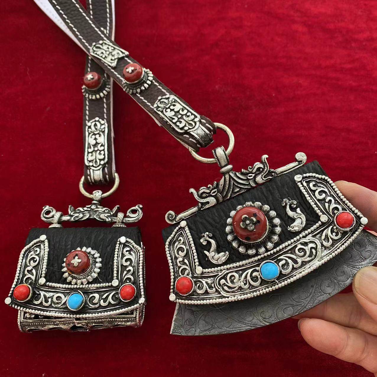 24新款男士藏族特色手工加银腰链挂件明星同款时尚男士挂件推荐套,淘宝优惠券,粉丝福利购,淘宝优惠卷