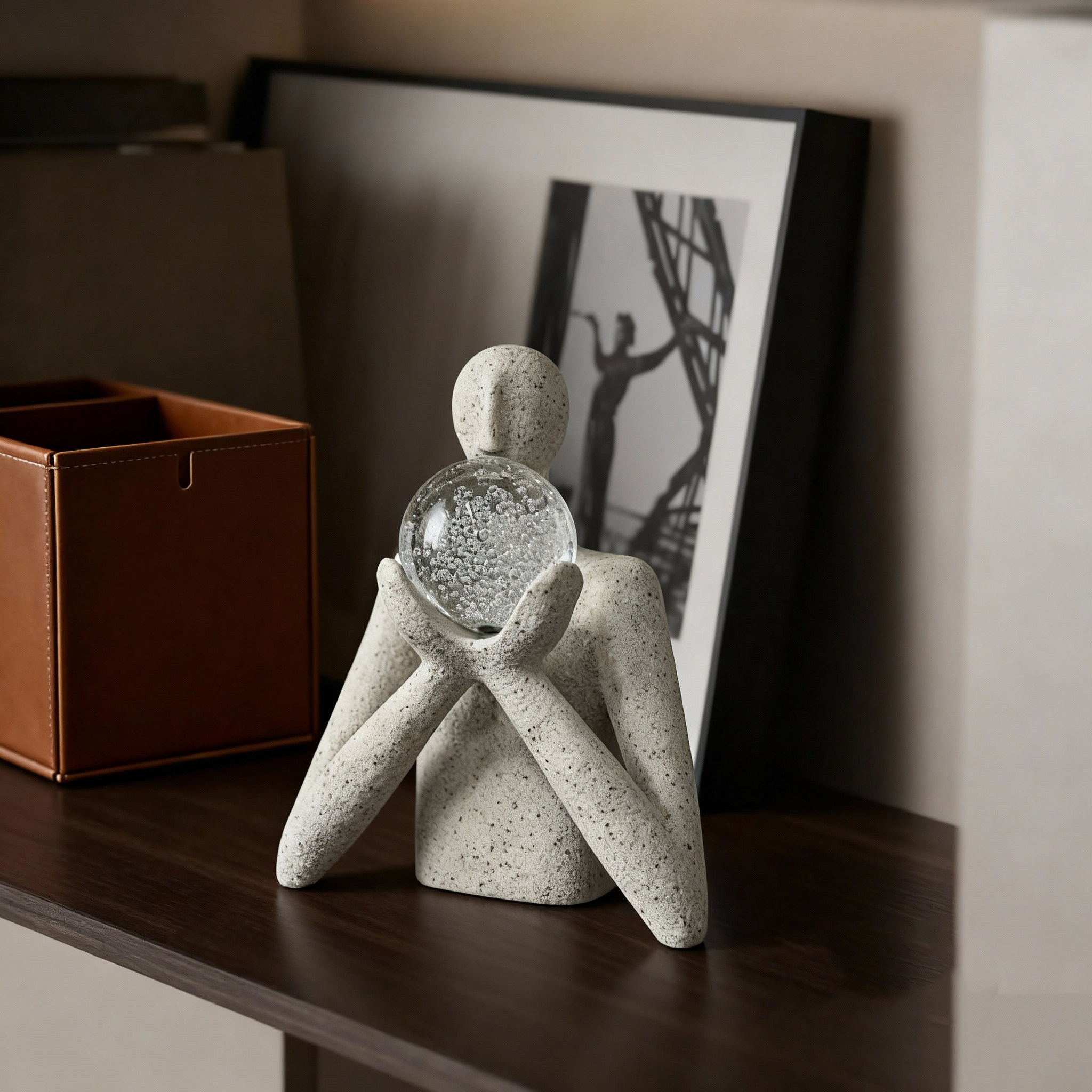 创意人物造型桌面摆件玻璃球装饰高级感小众潮玩摆件,淘宝优惠券,粉丝福利购,淘宝优惠卷