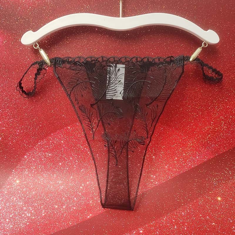 透气不勒痕黑金绣花丁字裤女高端性感内裤网纱超薄透气玉臀型显瘦,淘宝优惠券,粉丝福利购,淘宝优惠卷