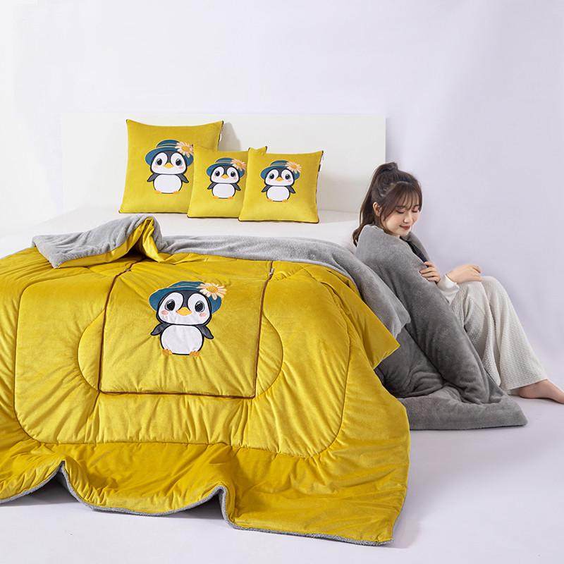 卡通抱枕被子两用加厚汽车靠垫枕头被办公室沙发午睡可折叠空调被,淘宝优惠券,粉丝福利购,淘宝优惠卷