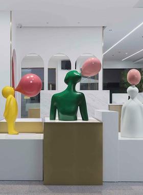 吹泡泡卡通雕塑艺术装置人物摆件酒店售楼处样板房客厅玄关装饰品