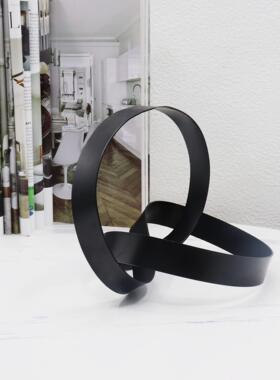 缠绕轻奢绕手工现代简约环几何摆件金属纸镇样板房售楼处软装饰品