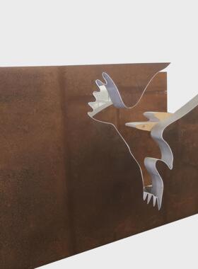 大型耐候钢雕塑飞鸟无缝焊接发光景观钢板复古公园改造艺术品